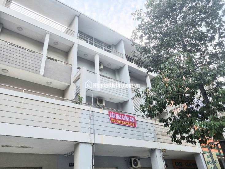 NHÀ 441M   - 7.5 TỶ -  - 4 TẦNG - SỔ ĐỎ . ĐẦU TƯ TIỀM NĂNG CẠNH PHÒNG CÔNG CHỨNG TP MỚI BINH DƯƠNG